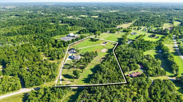 4792 Ollie Chunn Rd, Spring Hill, TN 37174