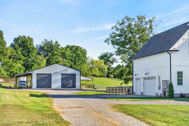 4792 Ollie Chunn Rd, Spring Hill, TN 37174