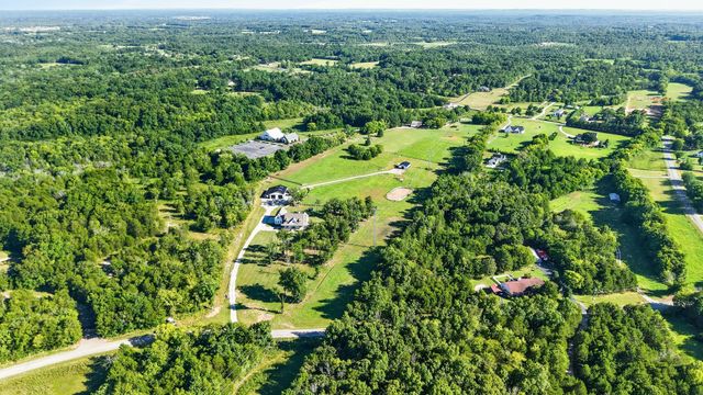 4792 Ollie Chunn Rd, Spring Hill, TN 37174
