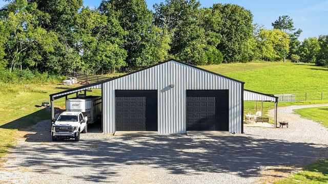 4792 Ollie Chunn Rd, Spring Hill, TN 37174