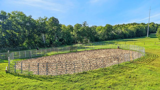 4792 Ollie Chunn Rd, Spring Hill, TN 37174