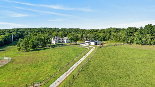 4792 Ollie Chunn Rd, Spring Hill, TN 37174