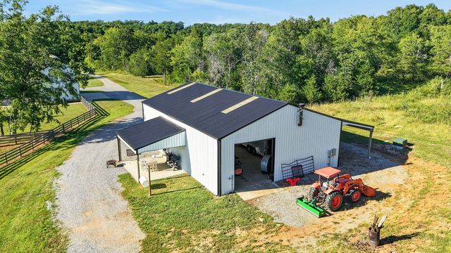 4792 Ollie Chunn Rd, Spring Hill, TN 37174