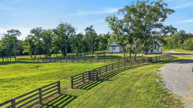 4792 Ollie Chunn Rd, Spring Hill, TN 37174