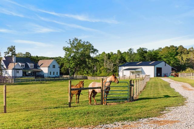 4792 Ollie Chunn Rd, Spring Hill, TN 37174