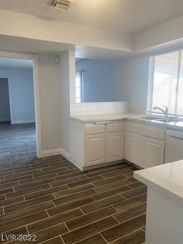 4300 Don Quixote Street, Las Vegas, NV 89121