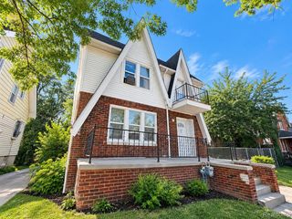 15470 Pinehurst Street, Detroit, MI 48238