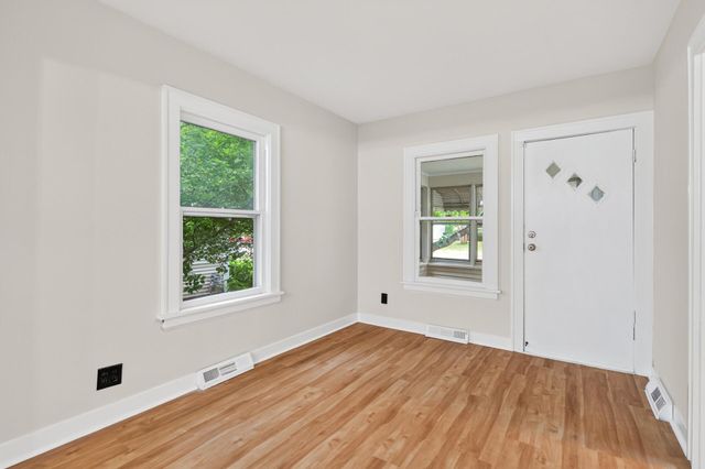 3346 Knox Avenue N, Minneapolis, MN 55412