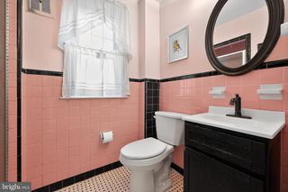 112 WALNUT HILL LN, Havertown, PA 19083