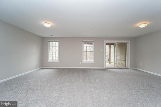 10 PEPPERDINE CIR, Baltimore, MD 21228