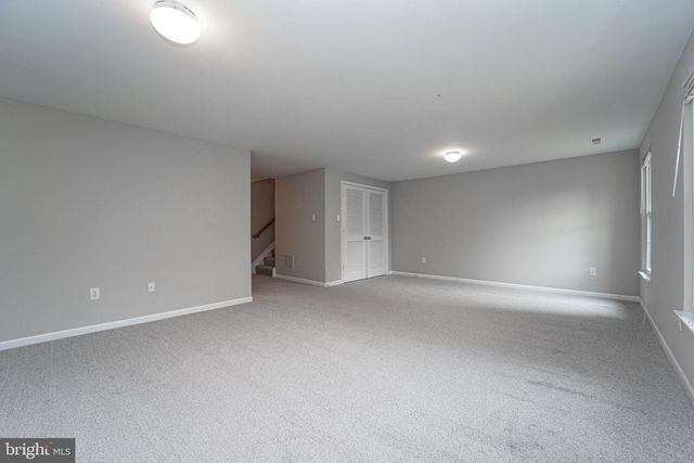 10 PEPPERDINE CIR, Baltimore, MD 21228