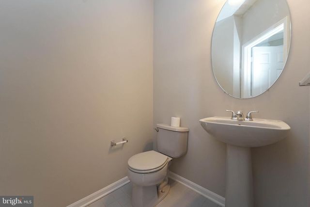 10 PEPPERDINE CIR, Baltimore, MD 21228