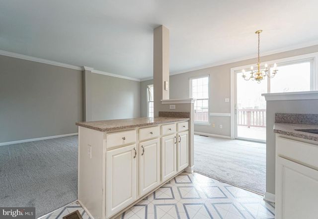 10 PEPPERDINE CIR, Baltimore, MD 21228