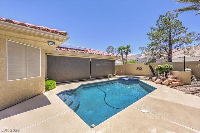 2421 La Seyne Court, Las Vegas, NV 89128