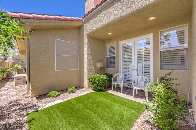 2421 La Seyne Court, Las Vegas, NV 89128