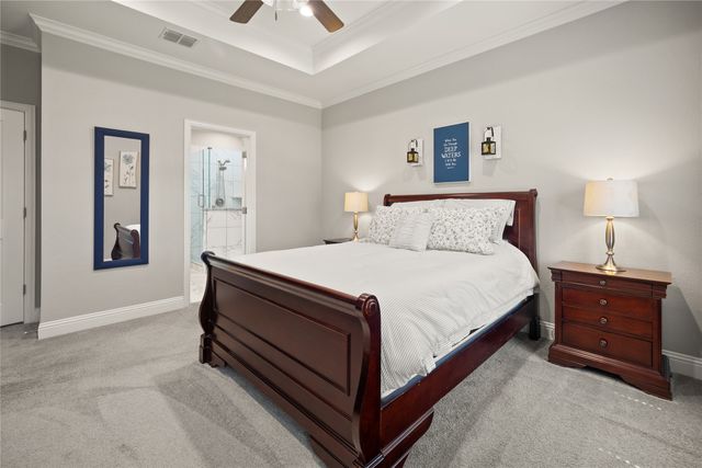 5604 Wainwright Drive, Fort Worth, TX 76112