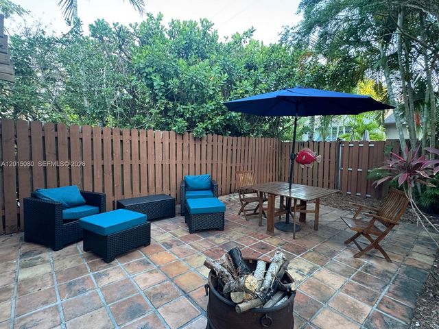 1260 SE 2nd St 1260, Fort Lauderdale, FL 33301
