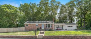 1 White Rock Road, Coventry, RI 02816