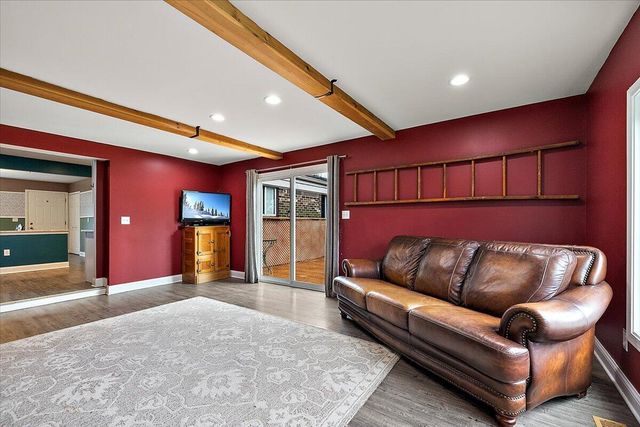 15621 Cox Street, Clinton Township, MI 48038