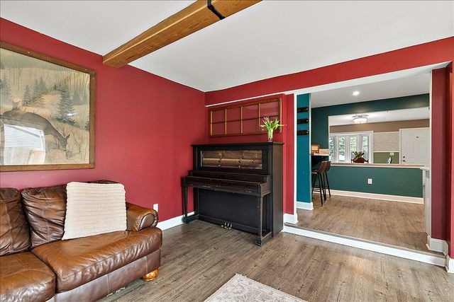 15621 Cox Street, Clinton Township, MI 48038