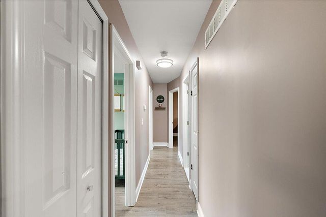 15621 Cox Street, Clinton Township, MI 48038