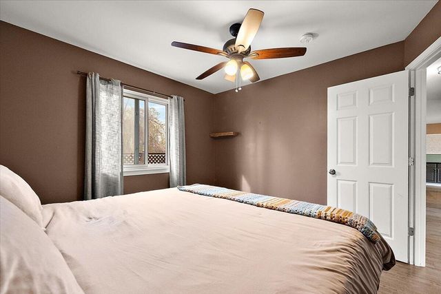 15621 Cox Street, Clinton Township, MI 48038