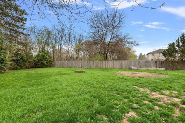 15621 Cox Street, Clinton Township, MI 48038