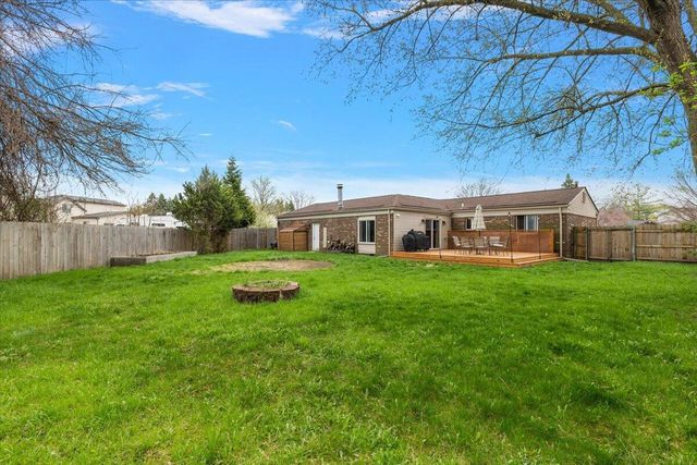 15621 Cox Street, Clinton Township, MI 48038