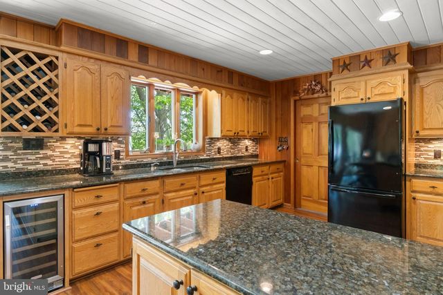 42 CREEK RD, Lumberton, NJ 08048