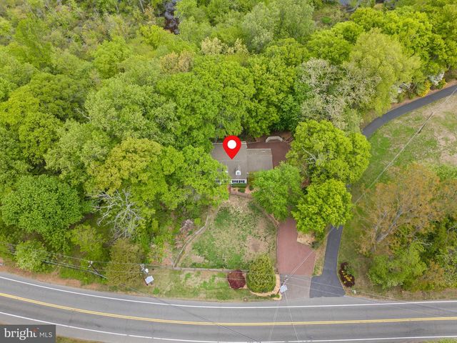 42 CREEK RD, Lumberton, NJ 08048