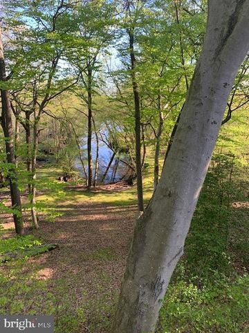 42 CREEK RD, Lumberton, NJ 08048
