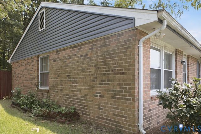 335 E Jerald St, Highland Springs, VA 23075