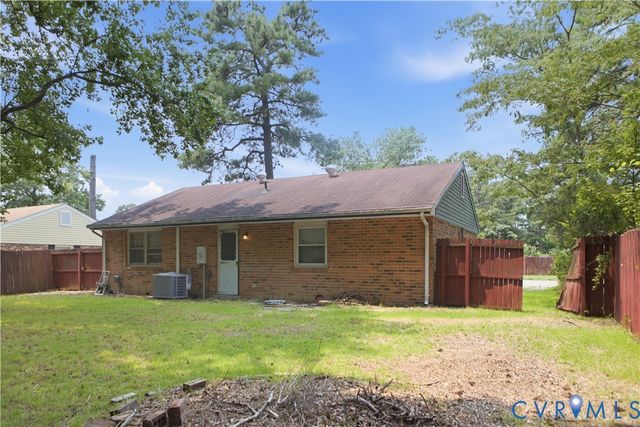 335 E Jerald St, Highland Springs, VA 23075