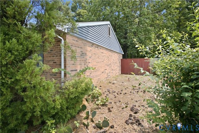 335 E Jerald St, Highland Springs, VA 23075