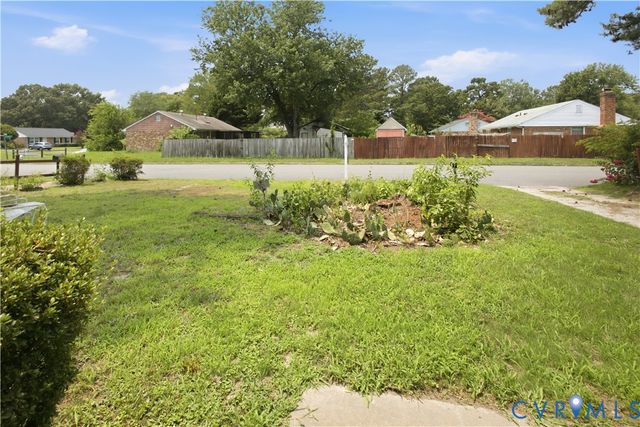 335 E Jerald St, Highland Springs, VA 23075