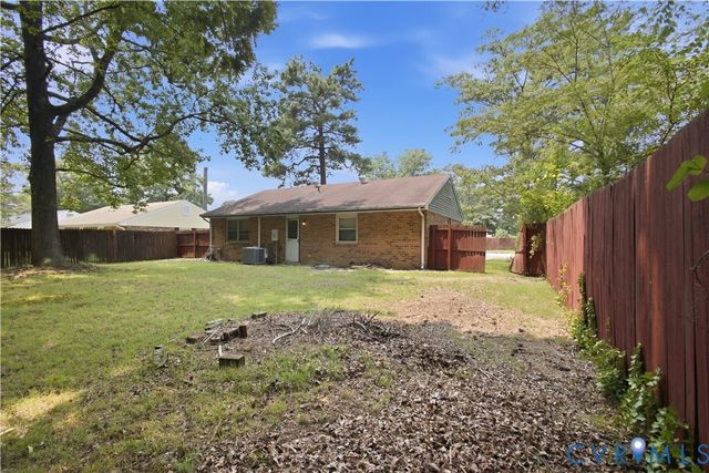 335 E Jerald St, Highland Springs, VA 23075