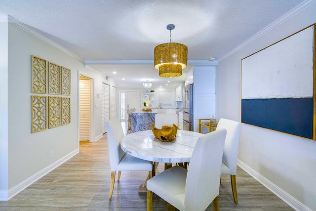 44 Yacht Club Drive 210, North Palm Beach, FL 33408