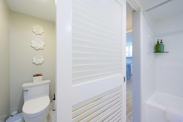 44 Yacht Club Drive 210, North Palm Beach, FL 33408