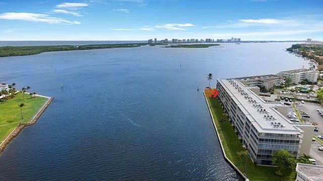 44 Yacht Club Drive 210, North Palm Beach, FL 33408