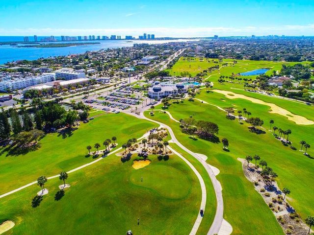 44 Yacht Club Drive 210, North Palm Beach, FL 33408