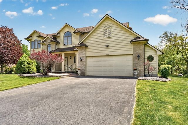 258 Tumbleweed Drive, Henrietta, NY 14534