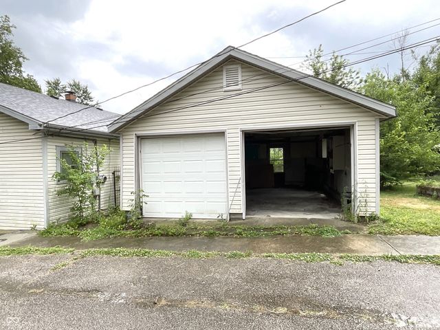 2 W Garfield Avenue, Gosport, IN 47433
