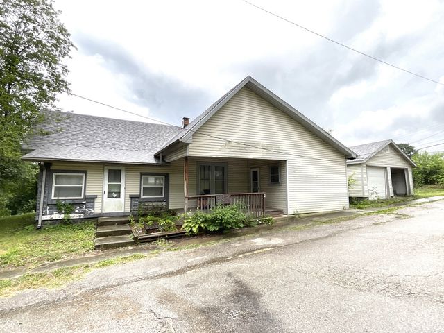 2 W Garfield Avenue, Gosport, IN 47433