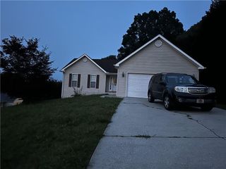 5026 Limerick Lane, Flowery Branch, GA 30542