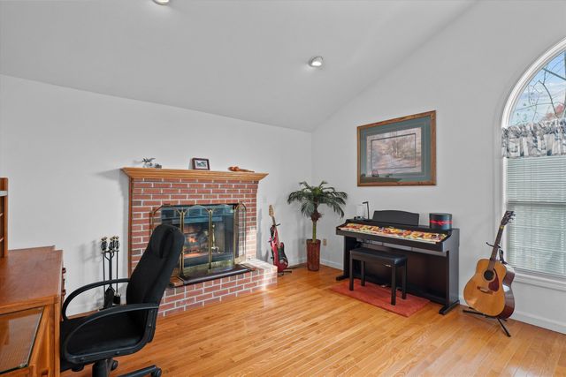 1 Ballard Lane, Salem, NH 03079