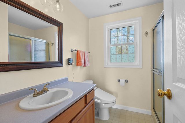 1 Ballard Lane, Salem, NH 03079