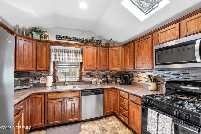 637 Prospect Avenue, Pine Beach, NJ 08741