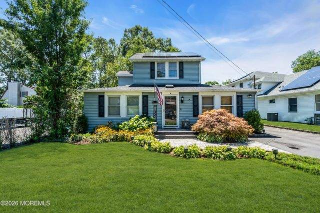 637 Prospect Avenue, Pine Beach, NJ 08741