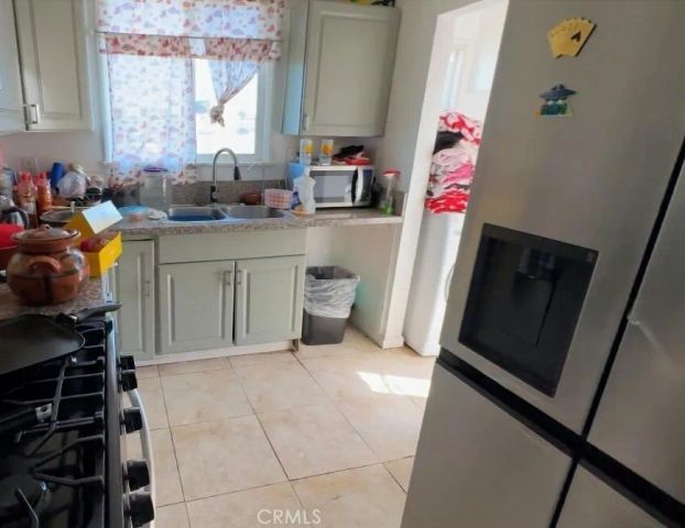 1866 E Avenue Q11, Palmdale, CA 93550