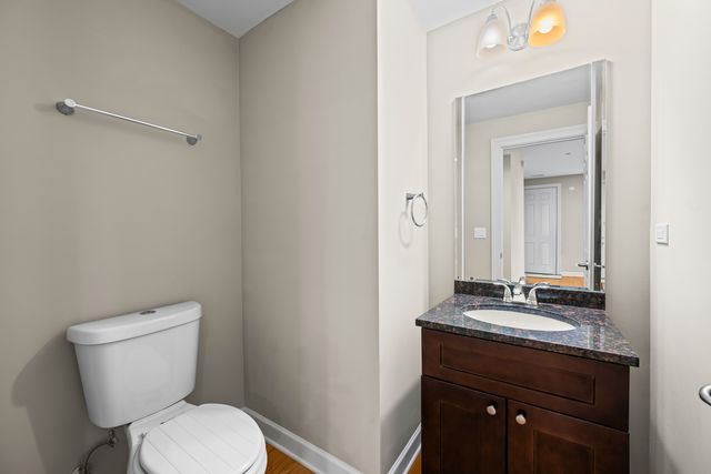 86 Legacy Lane, Wheeling, IL 60090